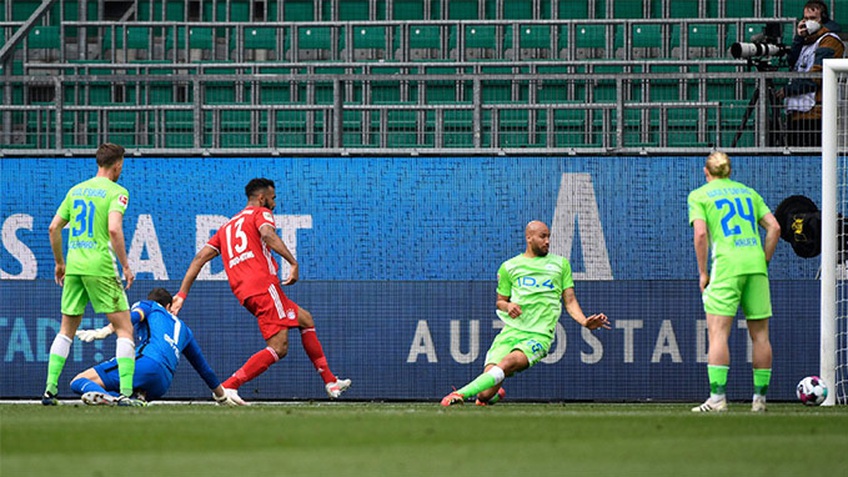 Wolfsburg 2-3 Bayern: Thần đồng Musiala tỏa sáng