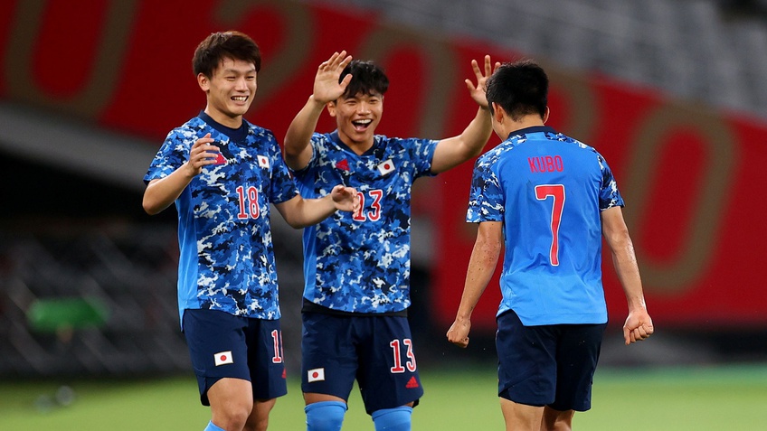 Nhật Bản vẫn là lá cờ đầu của bóng đá châu Á tại Olympic Tokyo