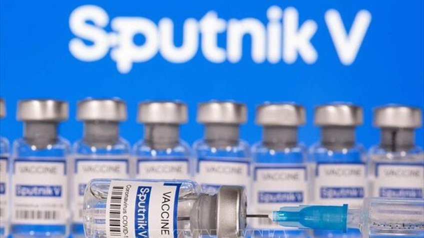 Việt Nam tiếp nhận 740.000 liều vaccine Spunik V