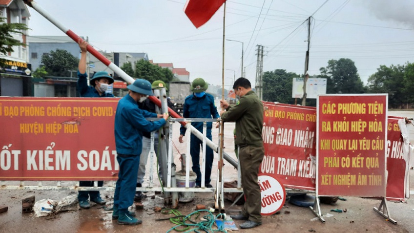 Bắc Giang bỏ chốt kiểm soát COVID-19, tạo điều kiện cho người dân về quê ăn Tết