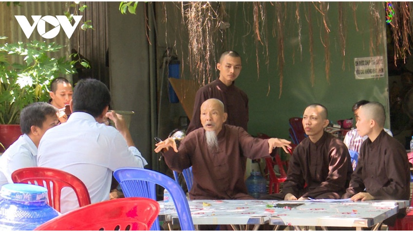 Lợi dụng tôn giáo, từ thiện trục lợi - 'Tịnh thất bồng lai – Thiền am bên bờ vũ trụ' bị khởi tố 