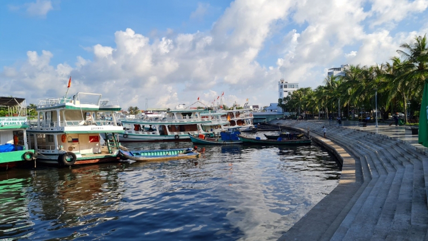 Phú Quốc tăng cường công tác quản lý các phương tiện đưa đón khách du lịch tham quan các đảo