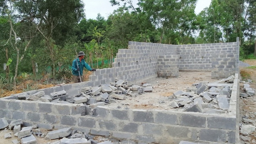 Nhiều hộ dân tự nguyện tháo dỡ công trình 'đón đầu' chờ đền bù cao tốc Bắc - Nam phía Đông