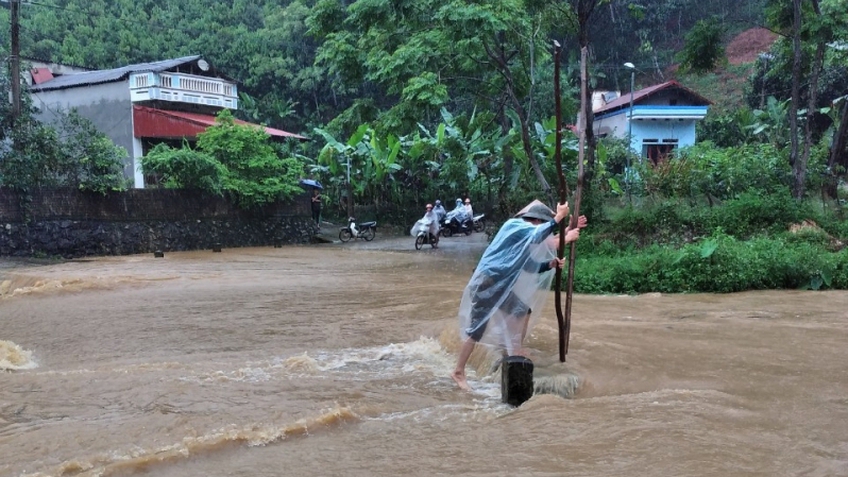 Thời tiết hôm nay: Cả nước có mưa dông