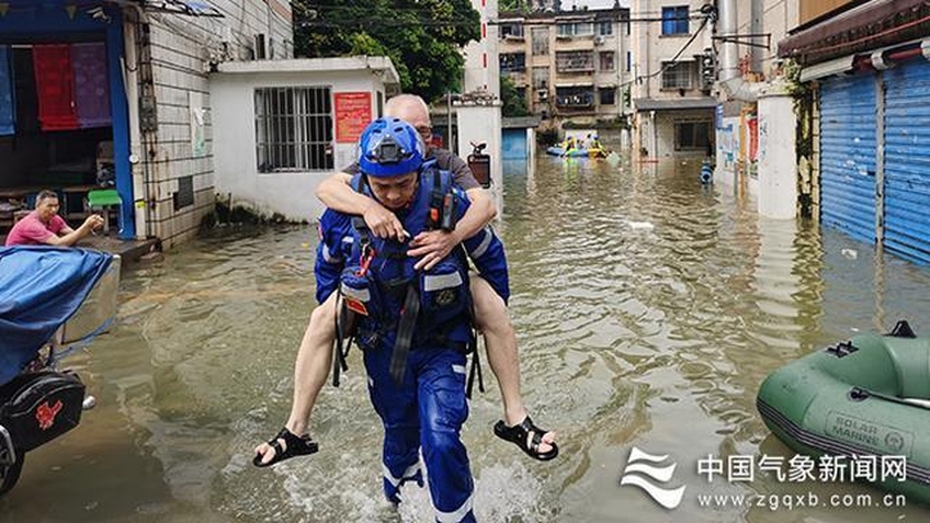 Mưa lớn ở miền Nam Trung Quốc khiến lũ trên 25 con sông vượt mức báo động