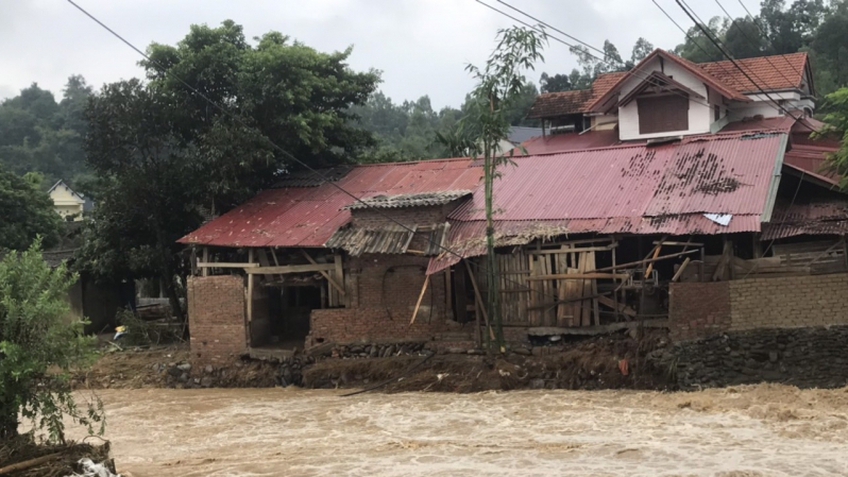 Mưa lớn trong đêm, người đàn ông ở Sơn La tử vong do bị nước cuốn trôi