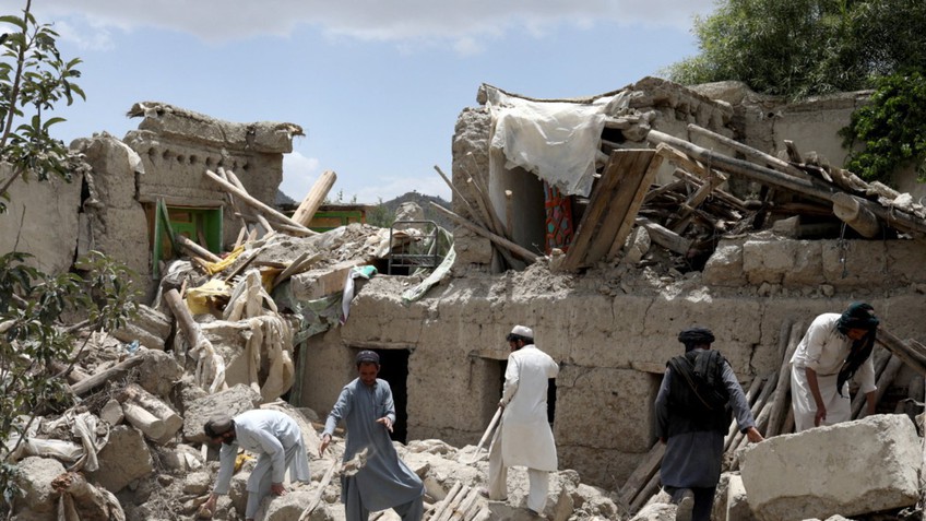 Động đất làm 11 người thiệt mạng tại Afghanistan và Pakistan