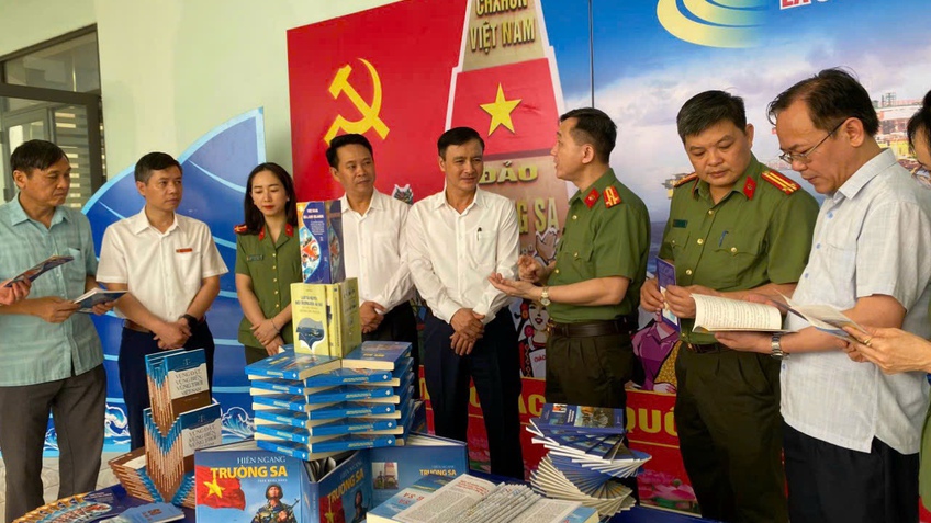 Hoà Bình: Tổ chức Ngày Sách và văn hóa đọc Việt Nam lần thứ II, năm 2023