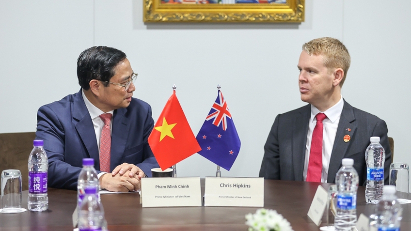 Thủ tướng Phạm Minh Chính gặp Thủ tướng New Zealand, Mông Cổ và Barbados