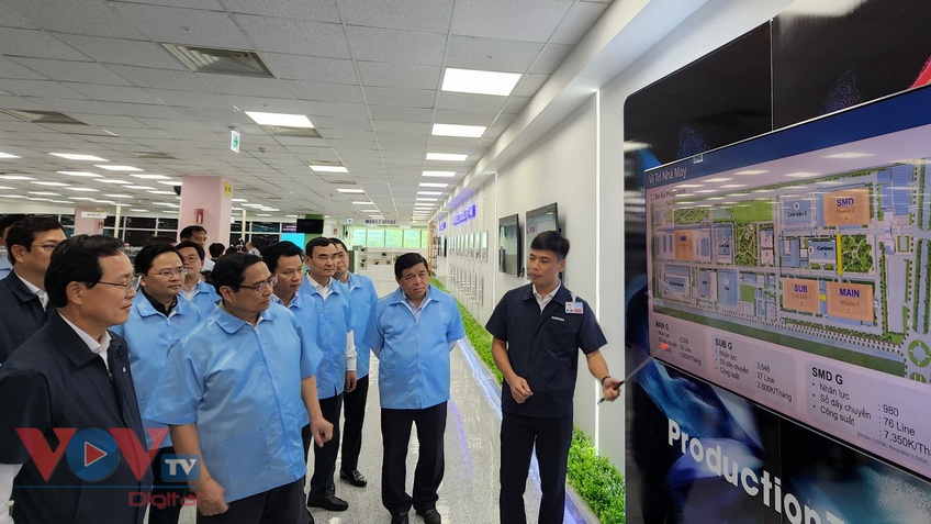 Thủ tướng Phạm Minh Chính làm việc với Công ty TNHH Samsung Electronics Việt Nam (SEV)