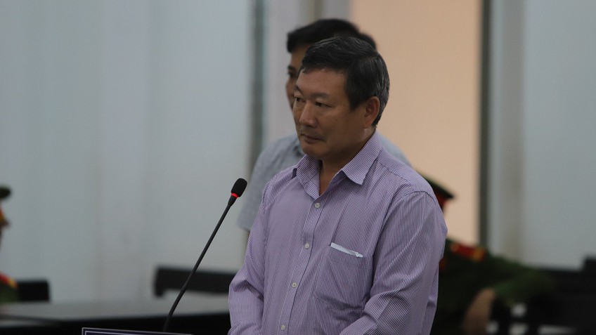 Bị đề nghị 5-6 năm tù, cựu Giám đốc CDC Khánh Hòa bất ngờ thay đổi lời khai, nhận tội