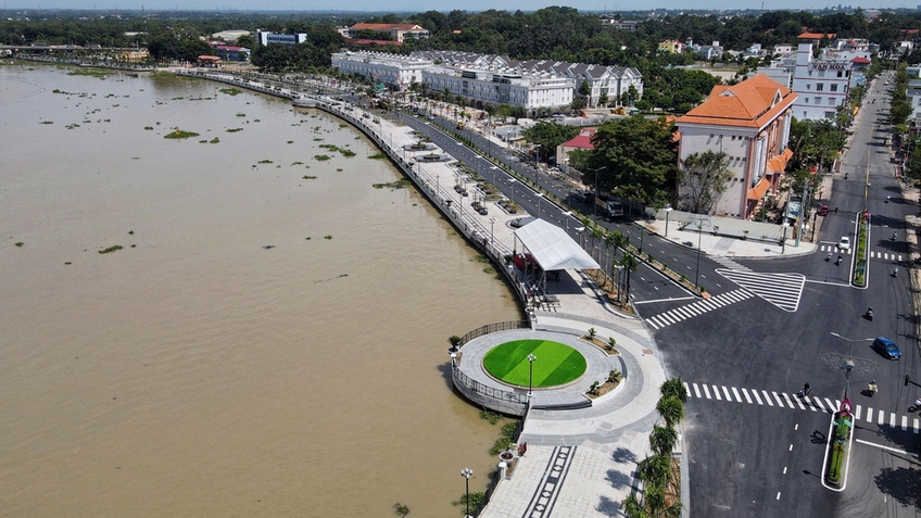 Tuyến đường ven sông dài 94km sẽ là “bàn đạp" cho Bình Dương cất cánh