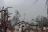 Cả một thị trấn gần 2.000 dân gần như bị xóa sổ sau lốc xoáy kinh hoàng tại Mỹ